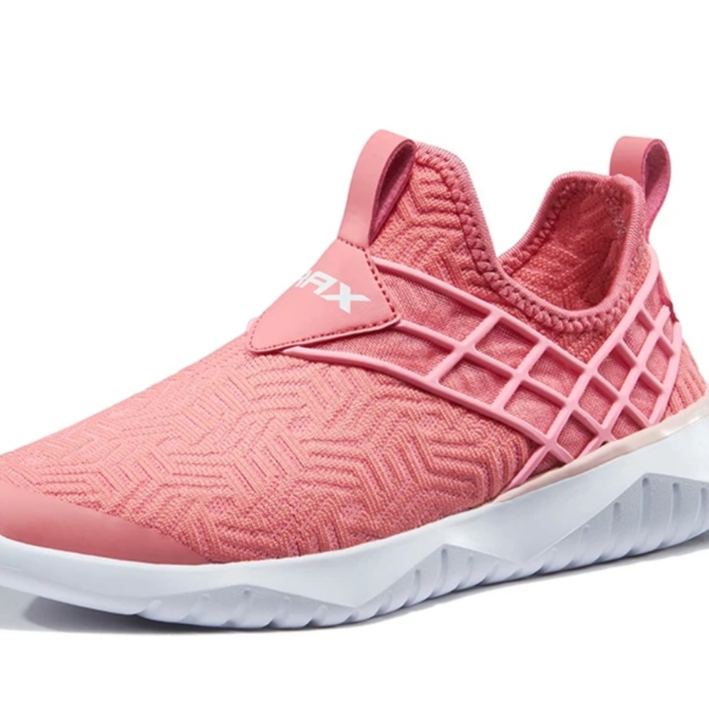 Coral Flex Mesh Running Sneaker